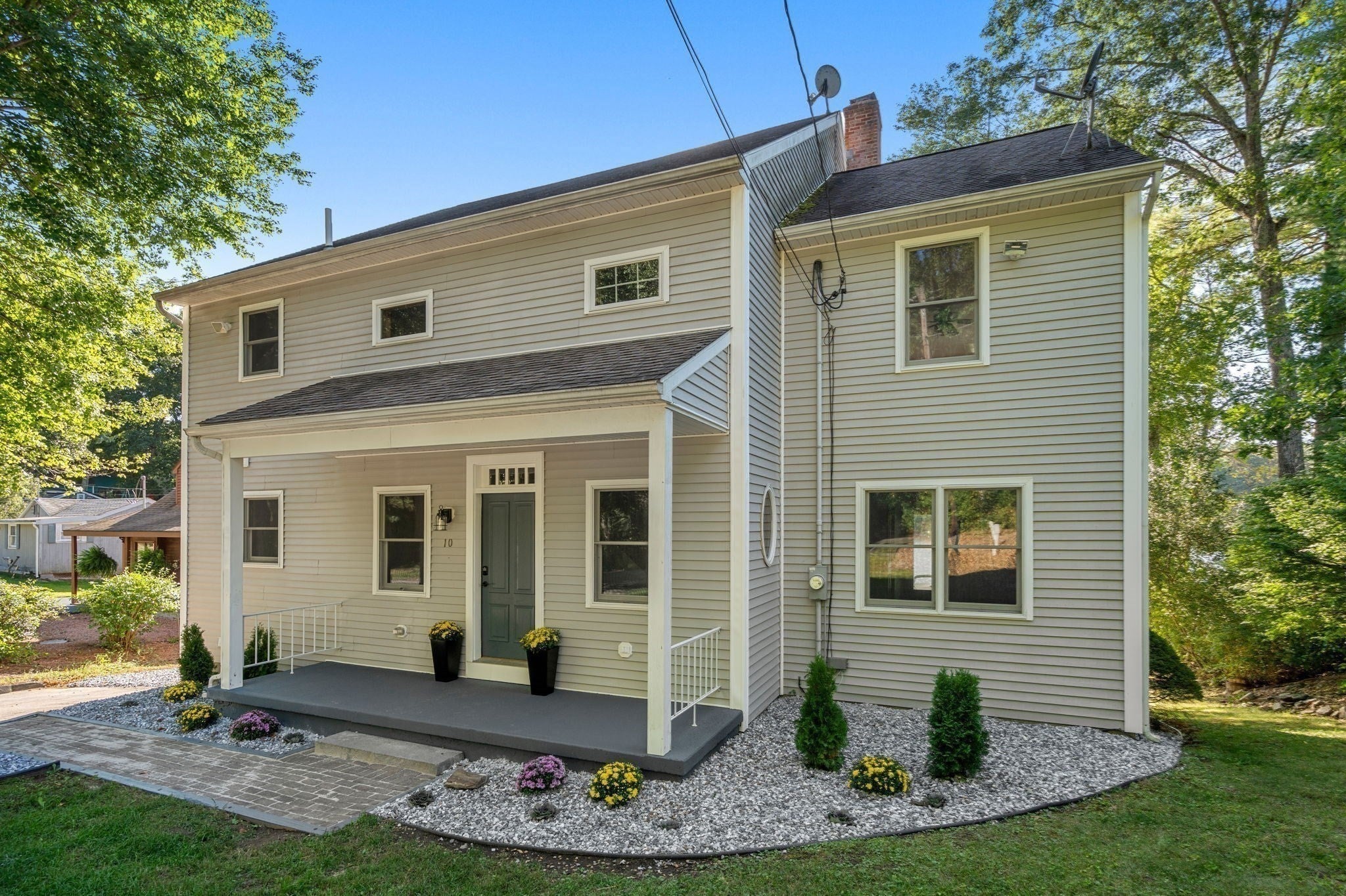 10 Klondike Rd, Dudley, MA Photo #6