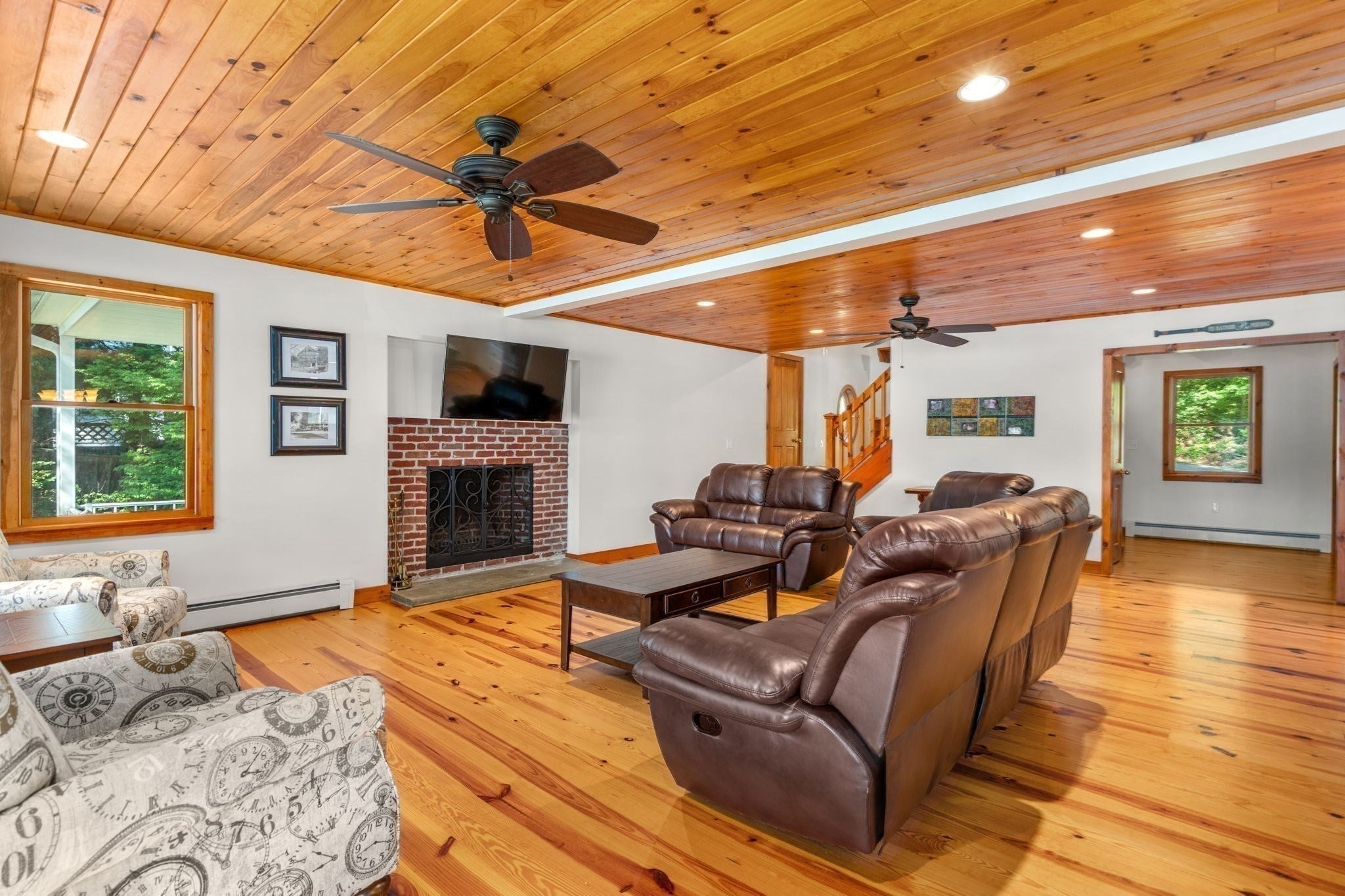 10 Klondike Rd, Dudley, MA Photo #11