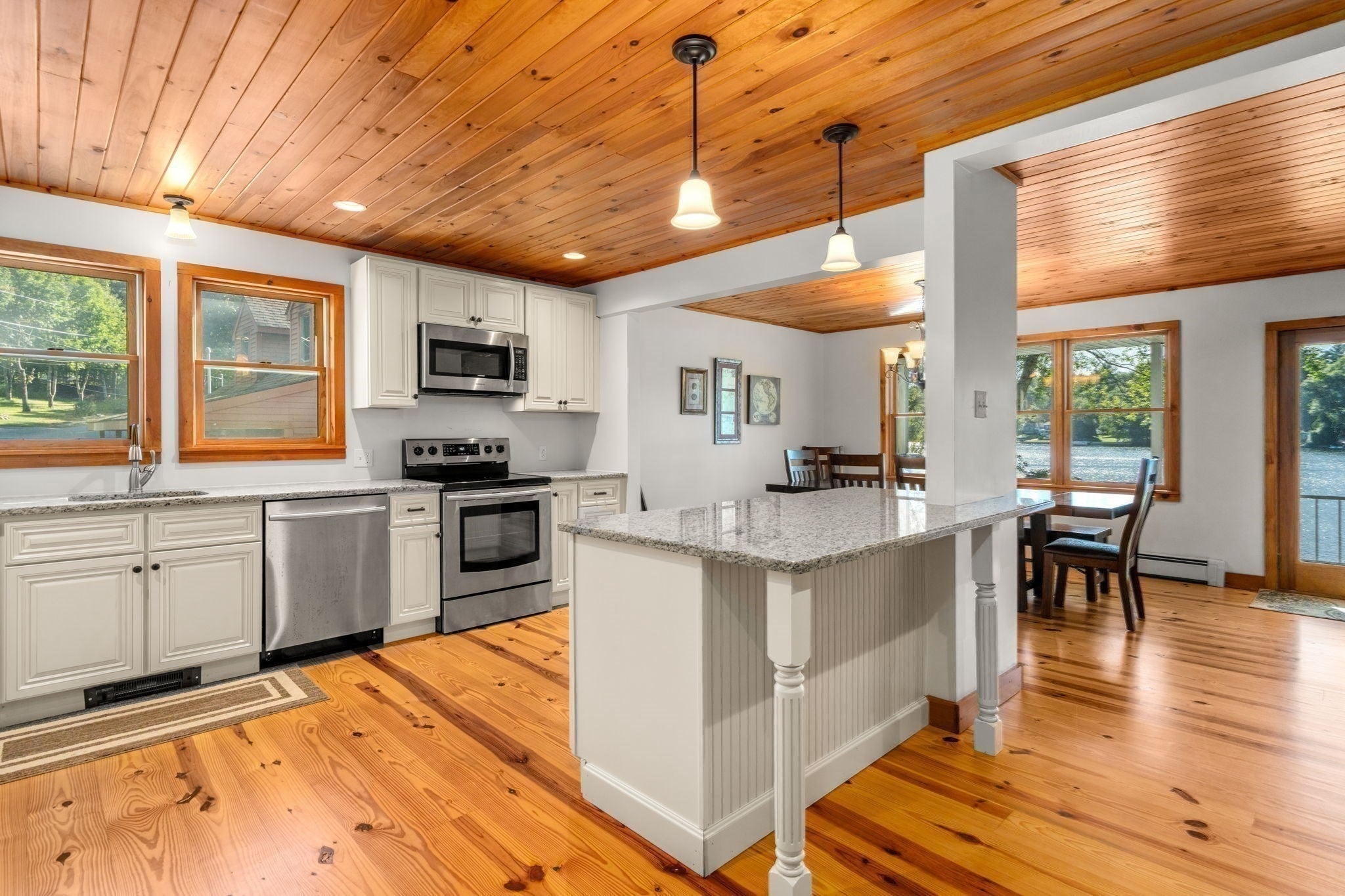 10 Klondike Rd, Dudley, MA Photo #17
