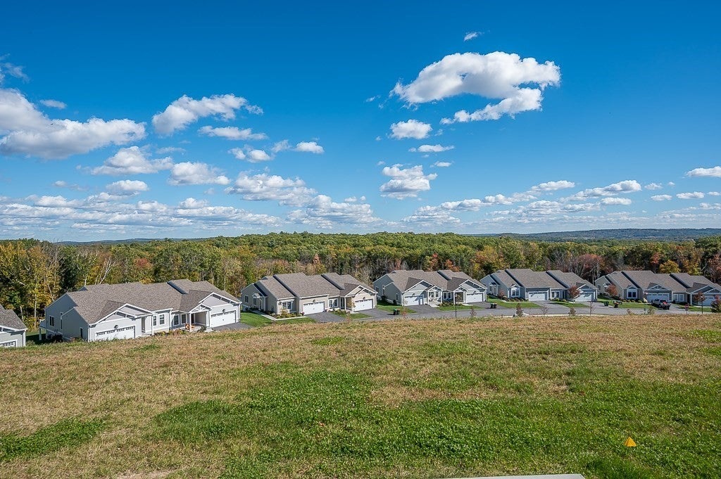 17 Pinnacle Place #108, Millbury, MA, 17 Pinnacle Place #108, Millbury, MA Photo #40