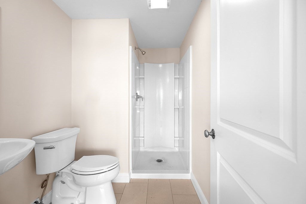 17 Pinnacle Place #108, Millbury, MA, 17 Pinnacle Place #108, Millbury, MA Photo #7