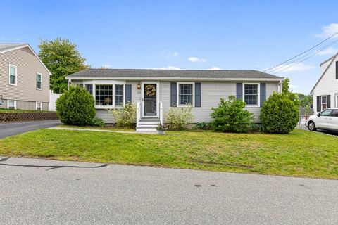 20 Maxine St New Bedford MA 02745