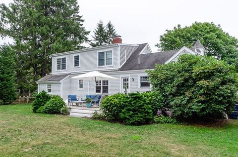 29 Pine Island Rd Mattapoisett MA 02739