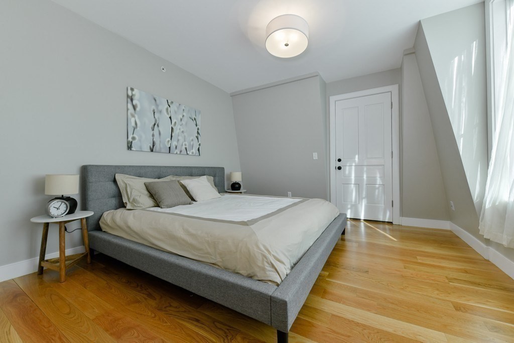 145 Stoughton St #4, Boston, MA Photo #12