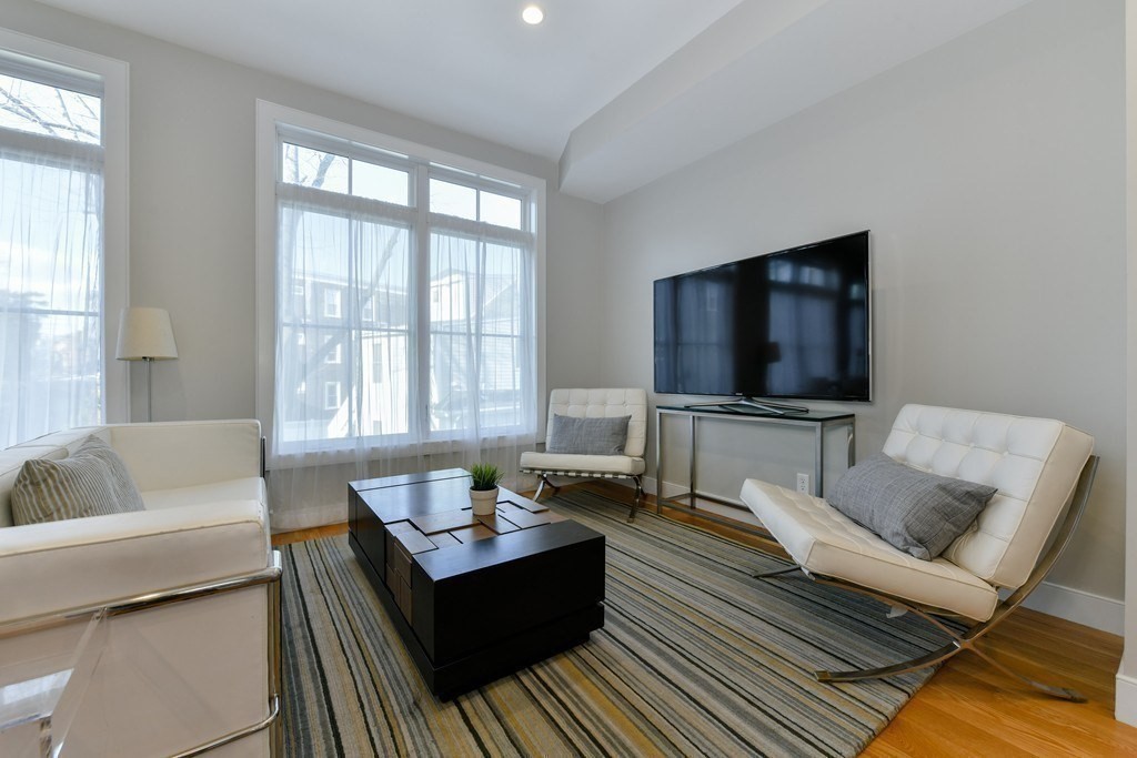 145 Stoughton St #4, Boston, MA Photo #6