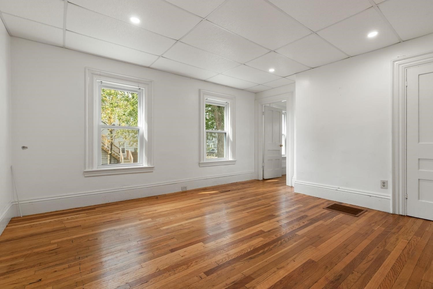 20 W Water St, Wakefield, MA, 20 W Water St, Wakefield, MA Photo #18