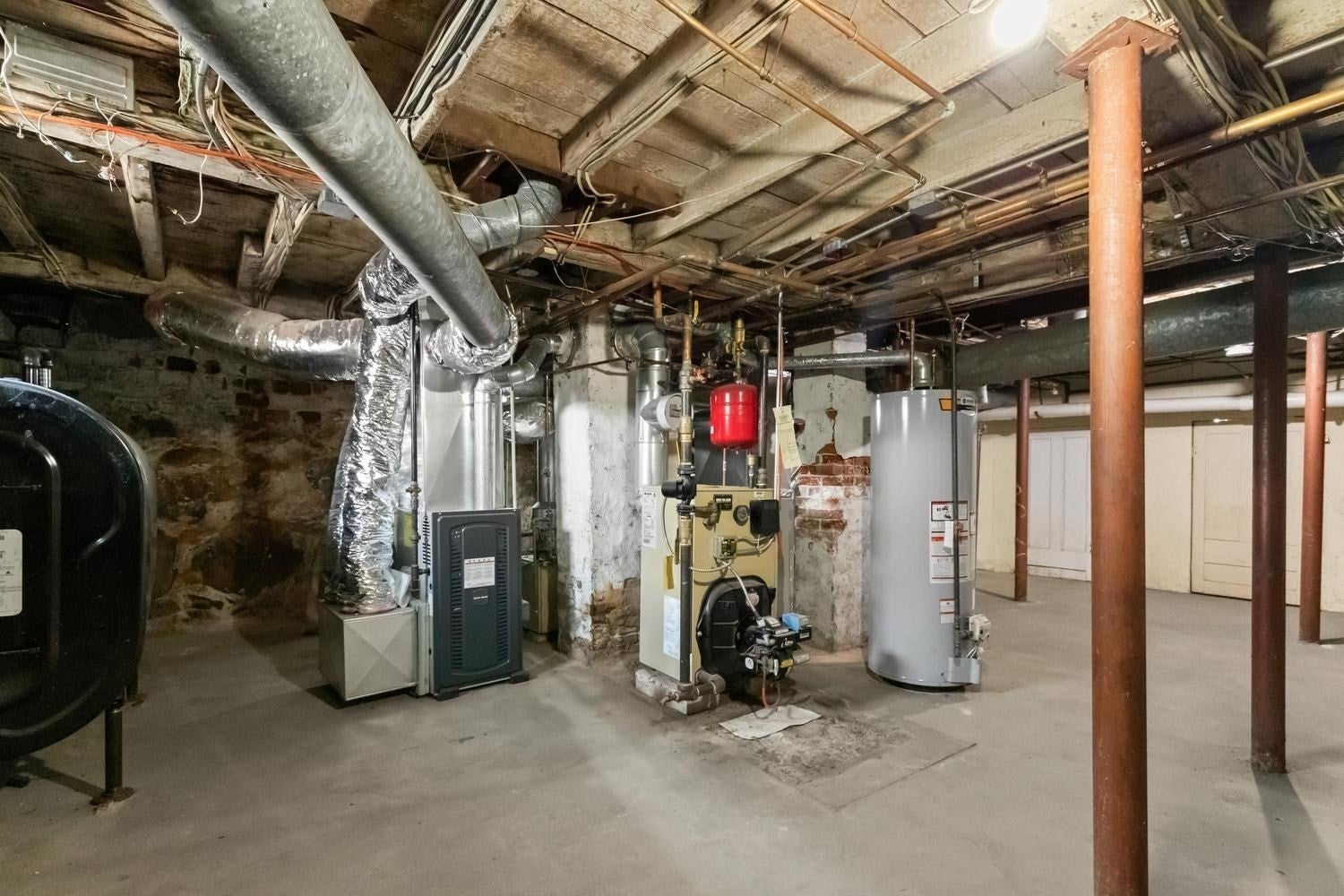 20 W Water St, Wakefield, MA, 20 W Water St, Wakefield, MA Photo #33