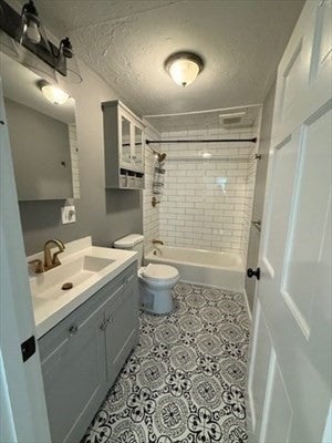 17 Davis St #1, Plymouth, MA, 17 Davis St #1, Plymouth, MA Photo #3