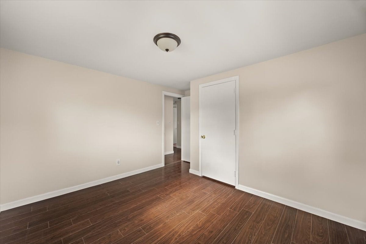 18 Pearl St, Taunton, MA, 18 Pearl St, Taunton, MA Photo #30
