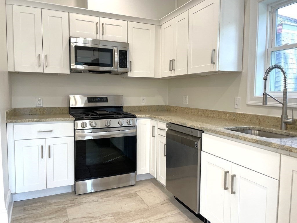 14 Weld Ave #2, Boston, MA Photo #6