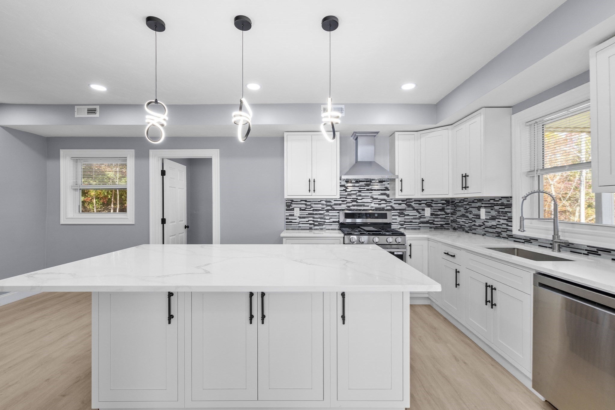 699 Morton St, Stoughton, MA Photo #19