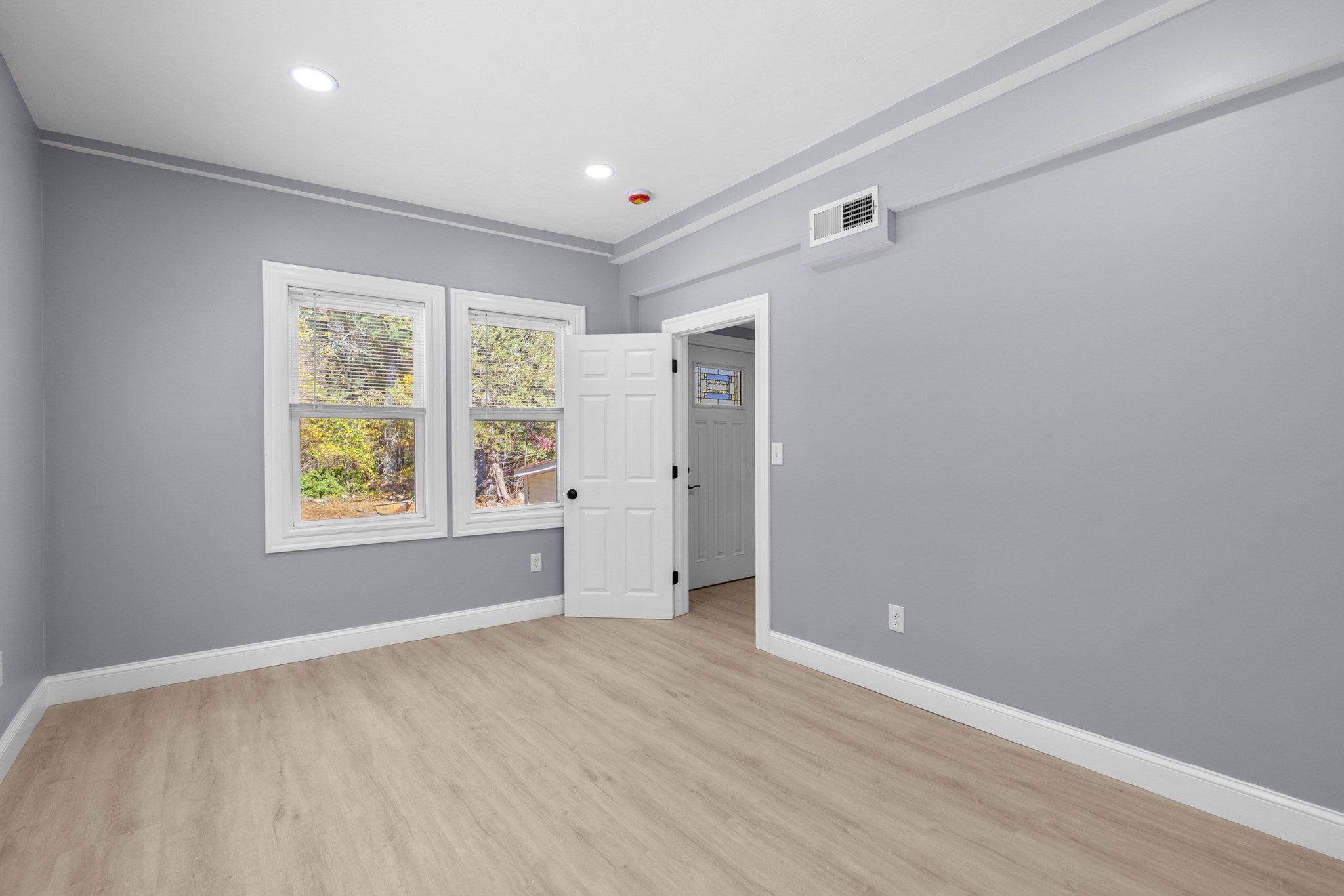 699 Morton St, Stoughton, MA Photo #31