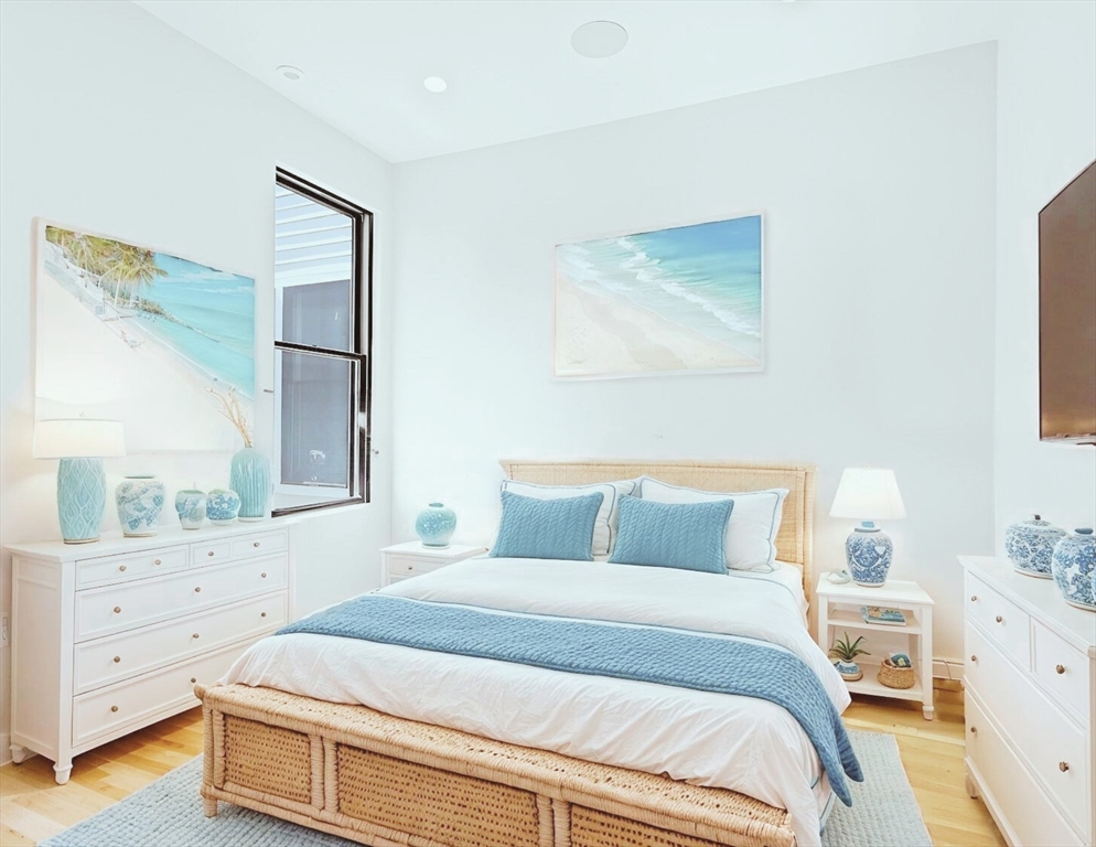 340 West 2nd Street U-17