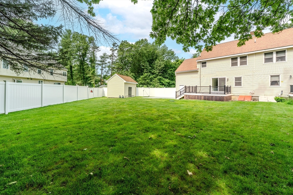 5 Betsy Ln 5