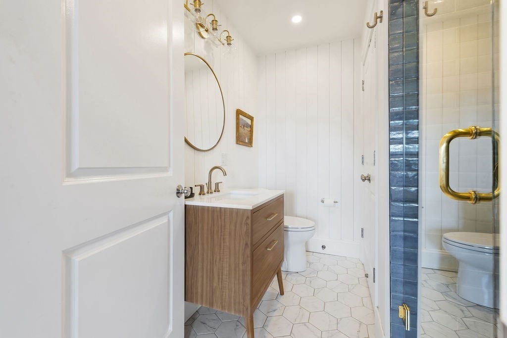 735 E 3rd St #3, Boston, MA, 735 E 3rd St #3, Boston, MA Photo #11