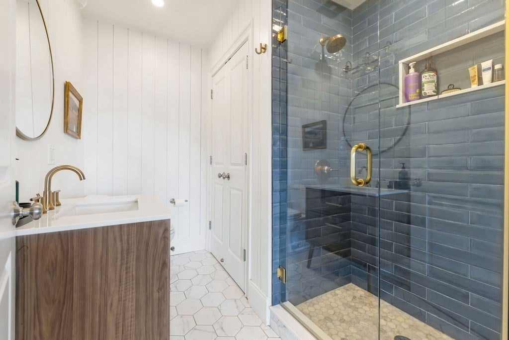735 E 3rd St #3, Boston, MA, 735 E 3rd St #3, Boston, MA Photo #13