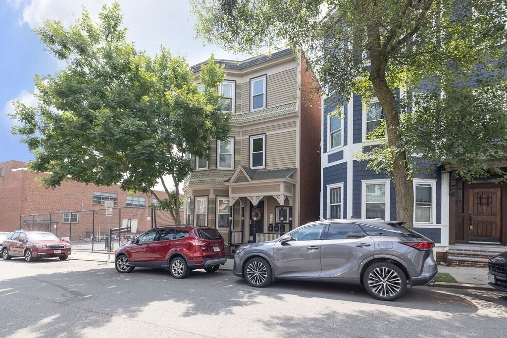 735 E 3rd St #3, Boston, MA, 735 E 3rd St #3, Boston, MA Photo #25