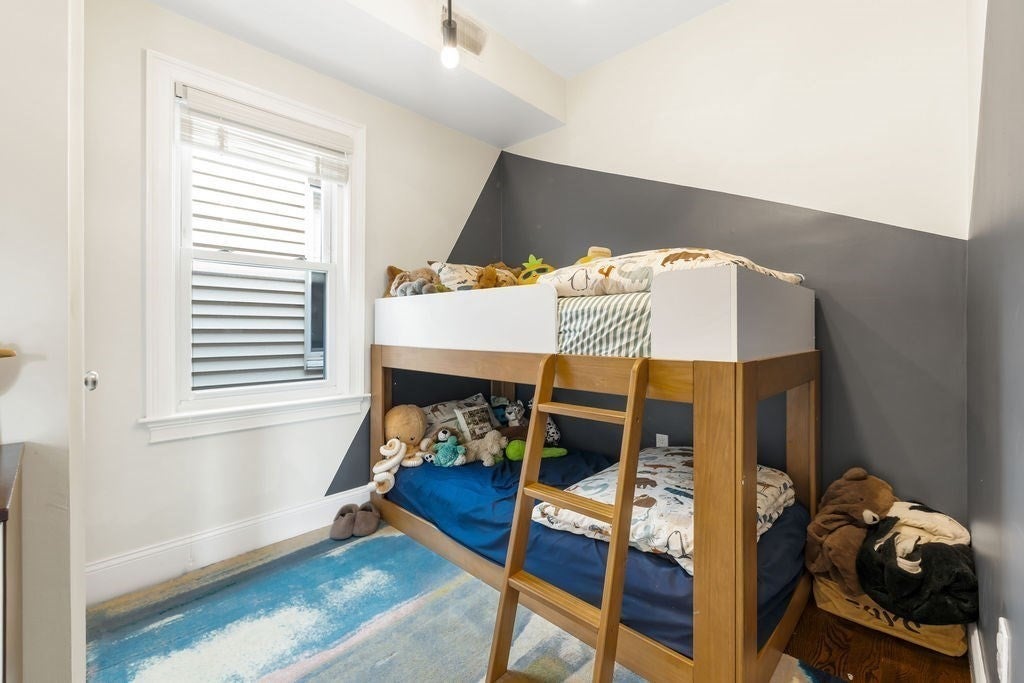 735 E 3rd St #3, Boston, MA Photo #17