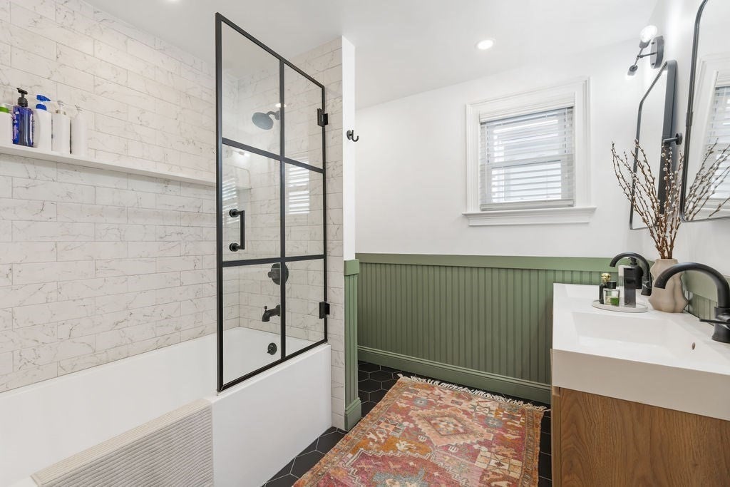 735 E 3rd St #3, Boston, MA, 735 E 3rd St #3, Boston, MA Photo #19