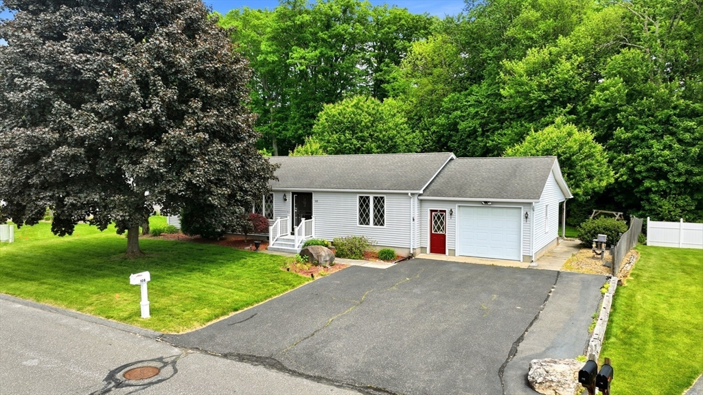 108 Oak Knolls Circle