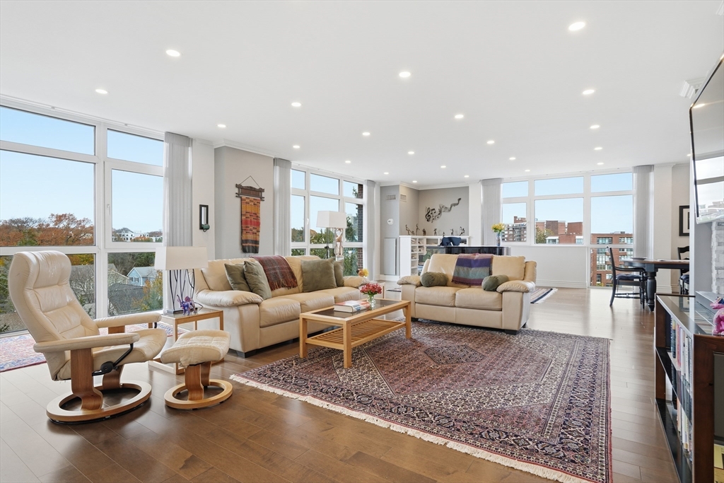 79 Florence Street 600S