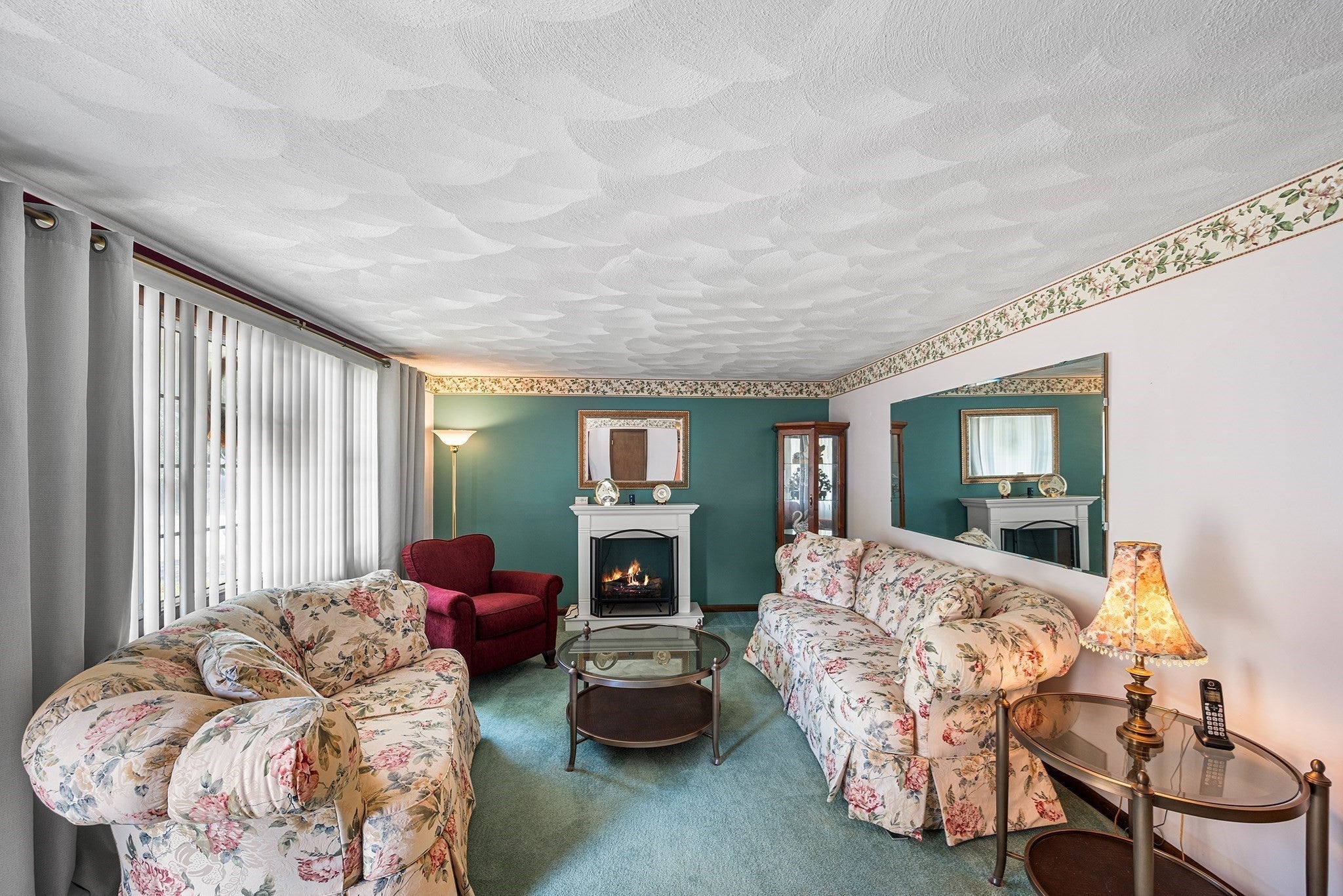 53 Catherine Dr, Peabody, MA, 53 Catherine Dr, Peabody, MA Photo #3