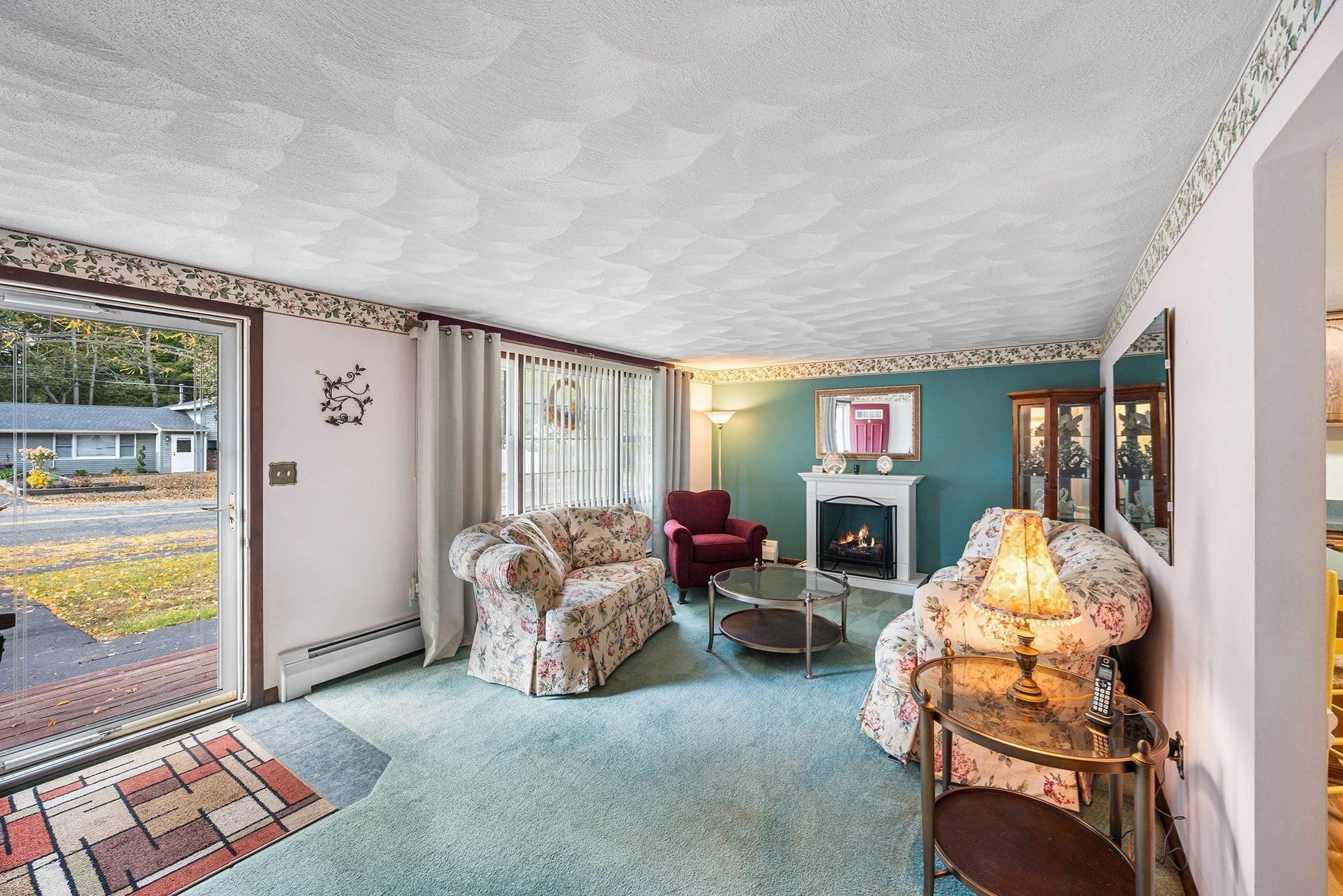 53 Catherine Dr, Peabody, MA, 53 Catherine Dr, Peabody, MA Photo #4
