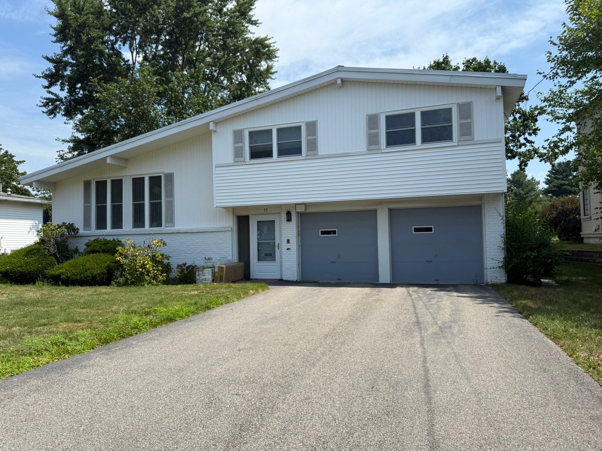 55 Esty Farm Rd