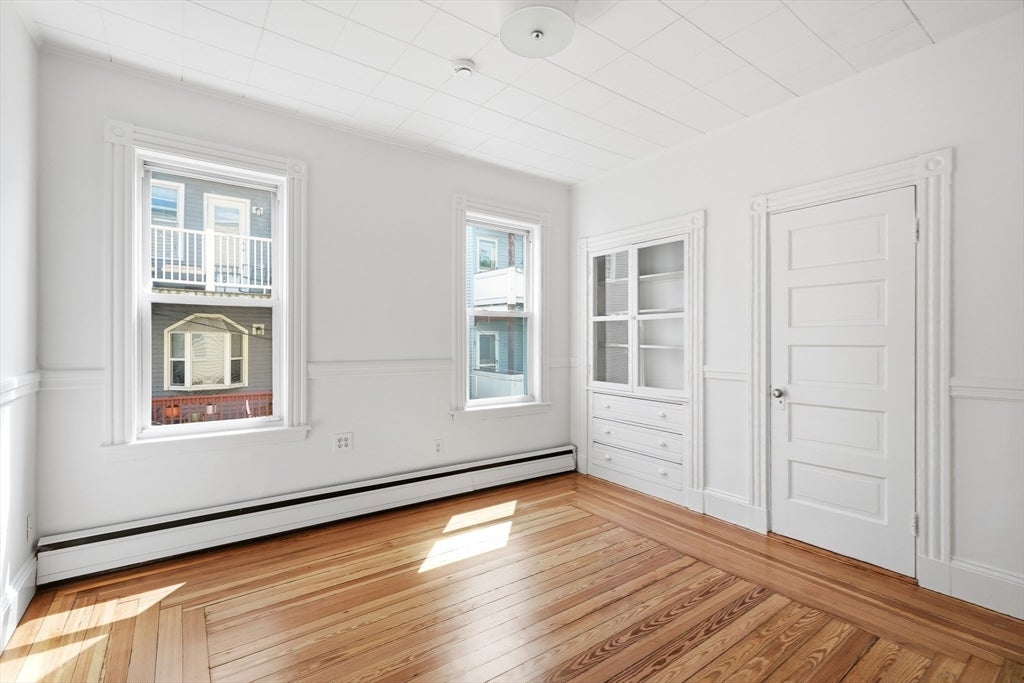 9 Hatch St #2, Boston, MA Photo #5