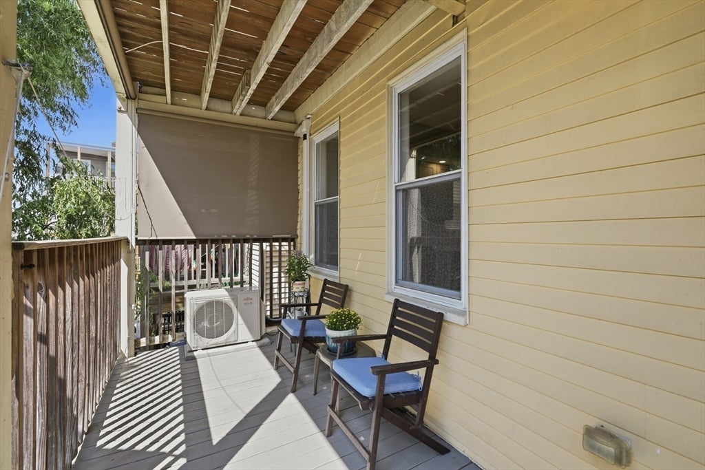 9 Hatch St #2, Boston, MA Photo #20
