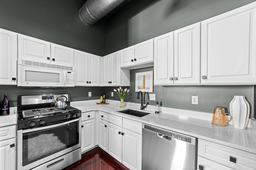 37 Millyard 206