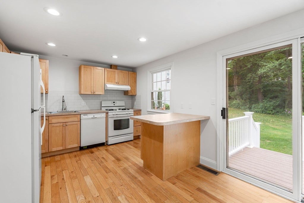 9 Franzone Dr #9, Haverhill, MA, 9 Franzone Dr #9, Haverhill, MA Photo #20