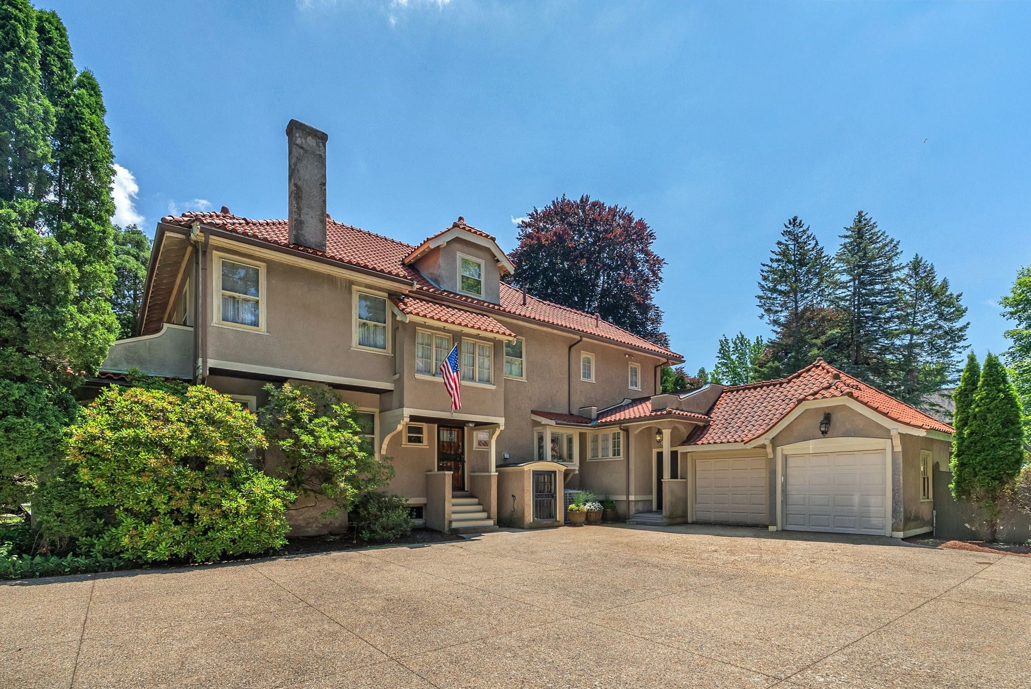 131 Fair Oaks Park
