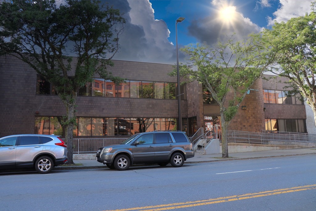 499 Essex Street Lower #3