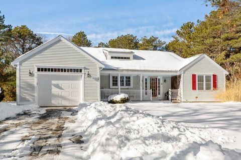 30 Grant Breen Dr Mashpee MA 02649