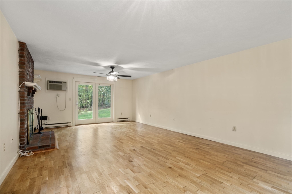 110 Highwood Dr 110