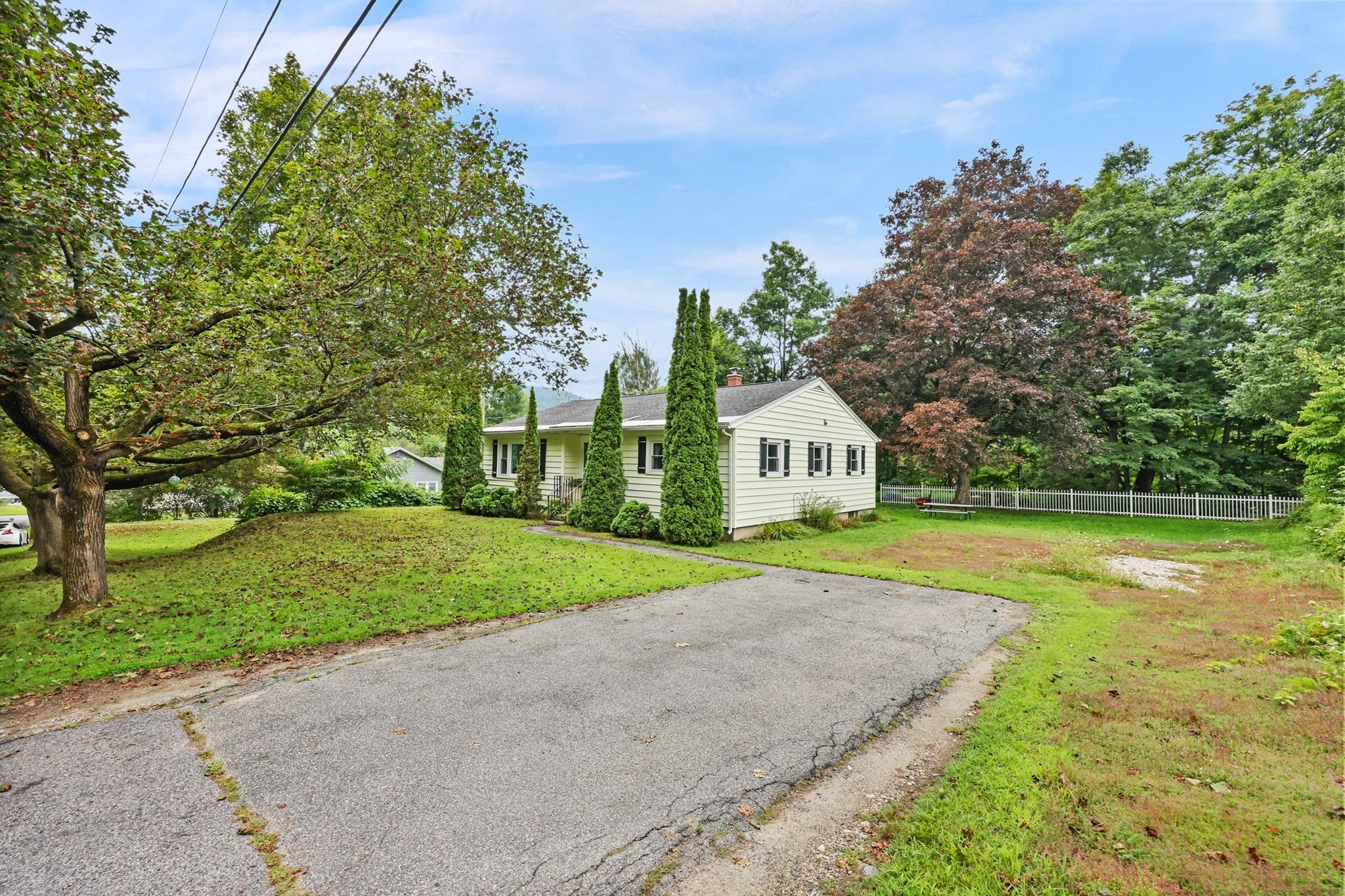 31 Daniels Ter, Cheshire, MA, 31 Daniels Ter, Cheshire, MA Photo #2