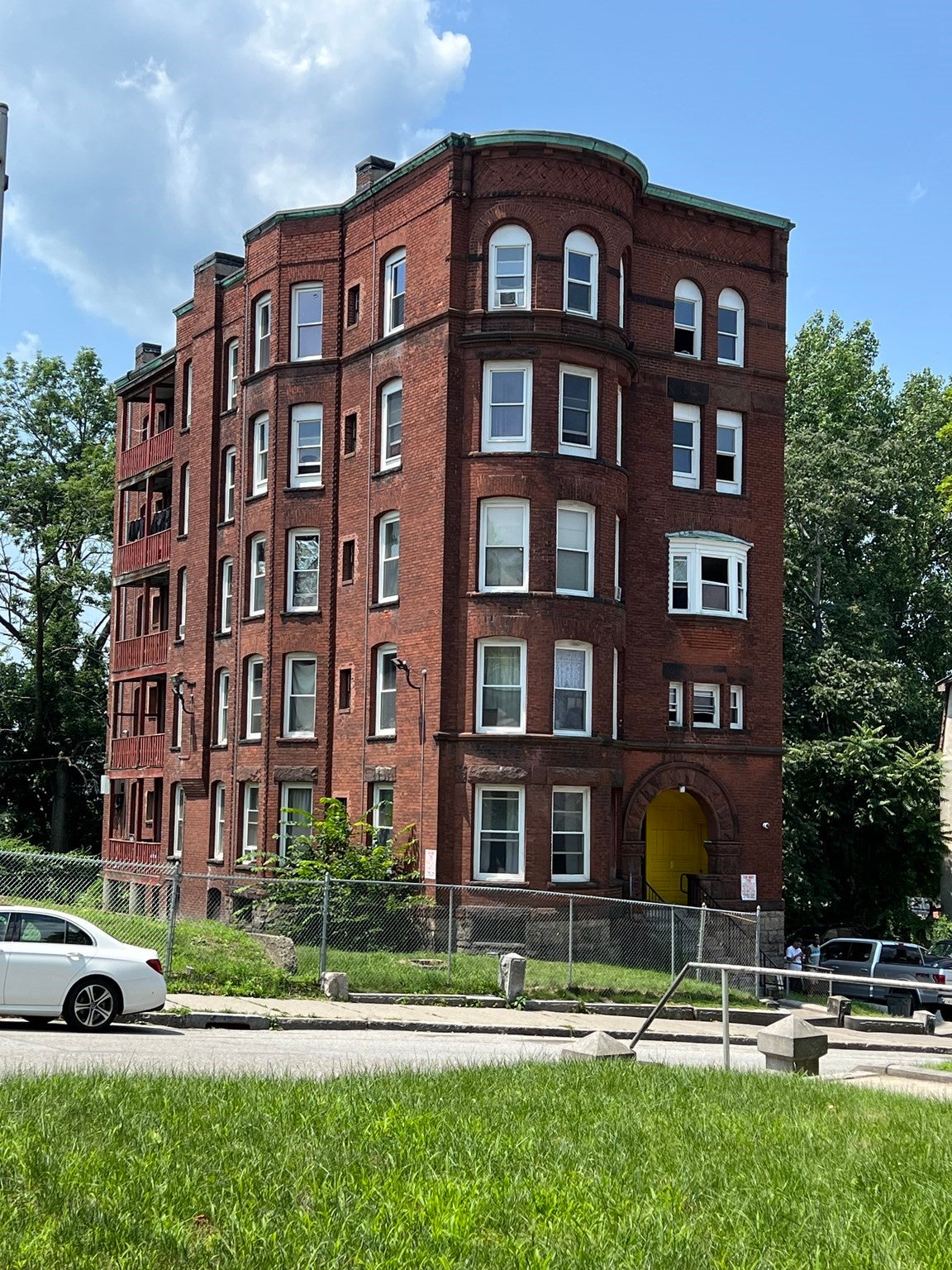 12 Oread St