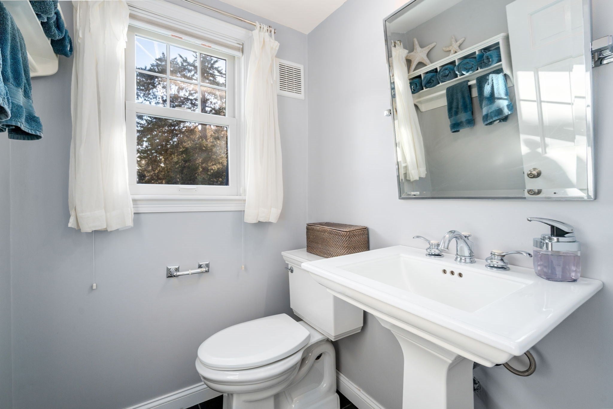 5 Juniper Lane, Medfield, MA, 5 Juniper Lane, Medfield, MA Photo #17
