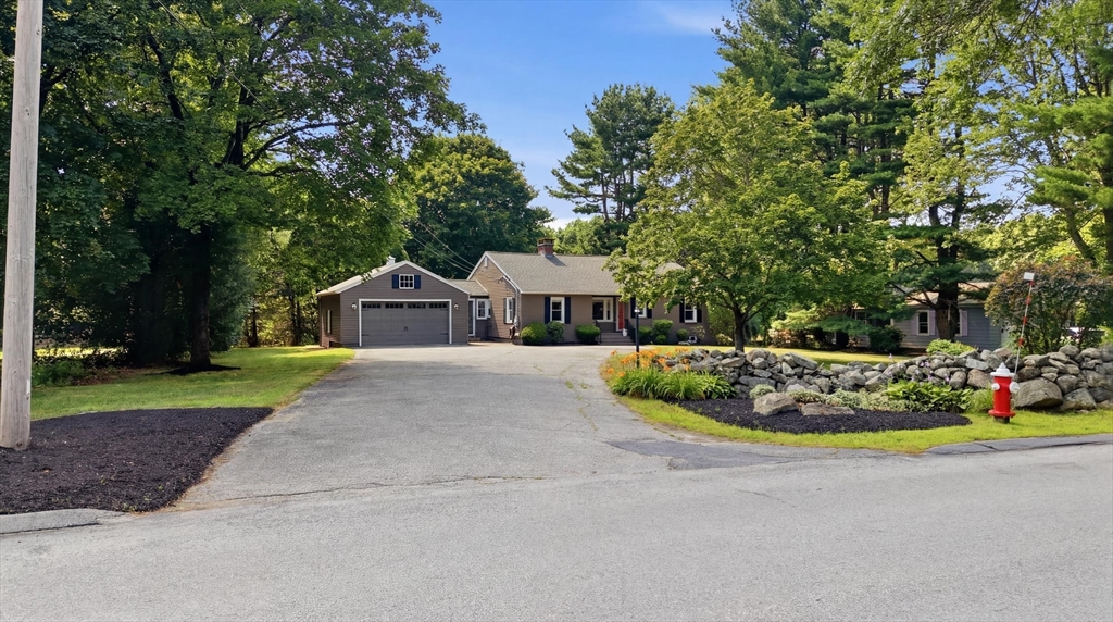 53 Boylston Cir