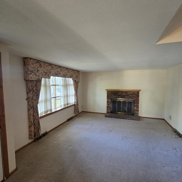 179 Bellevue Ave, Brockton, MA Photo #4