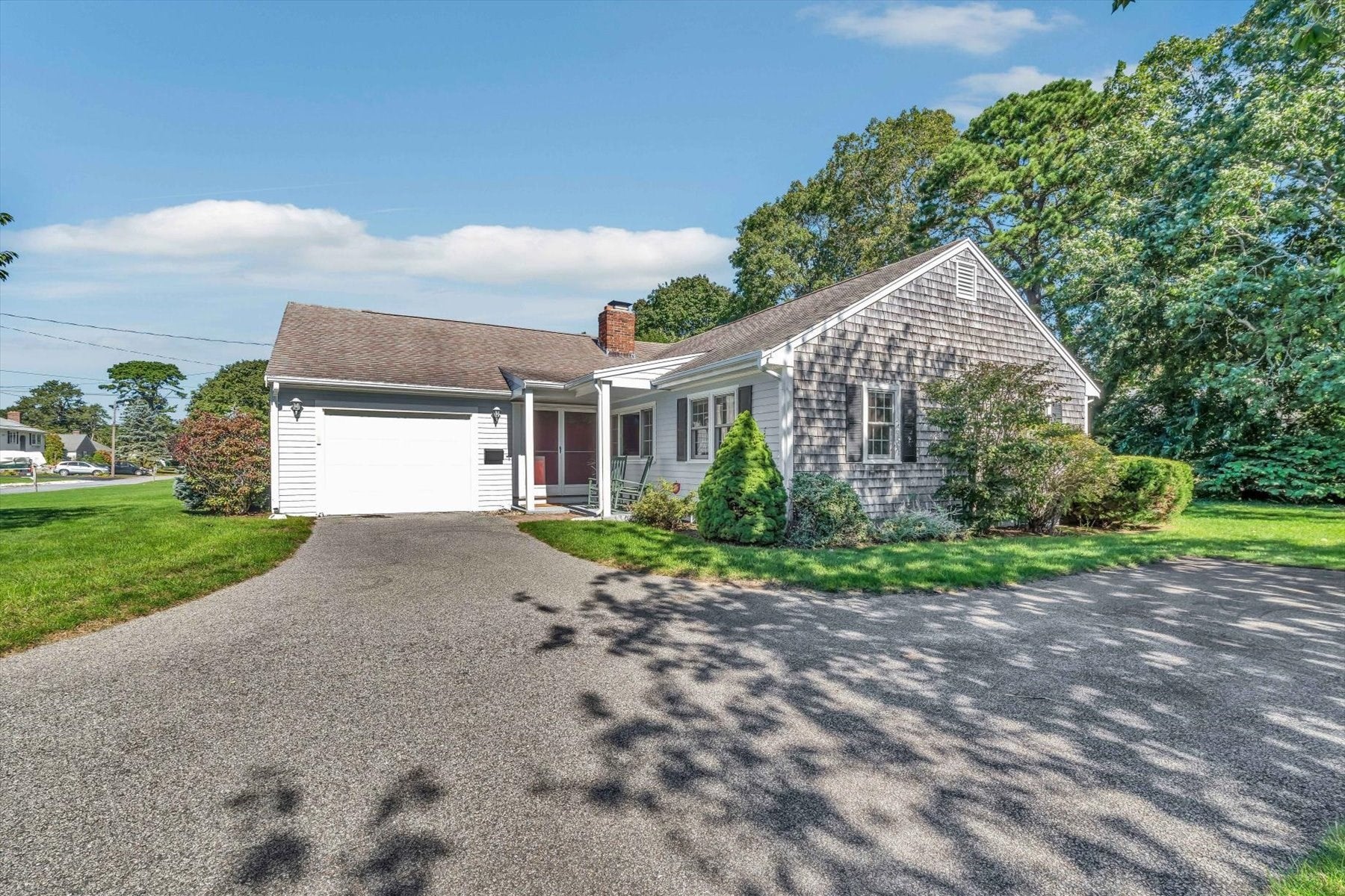 105 Captain Chase Rd