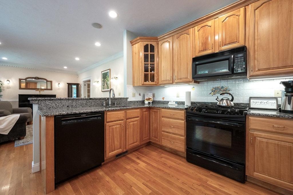 17 Robincrest Ct