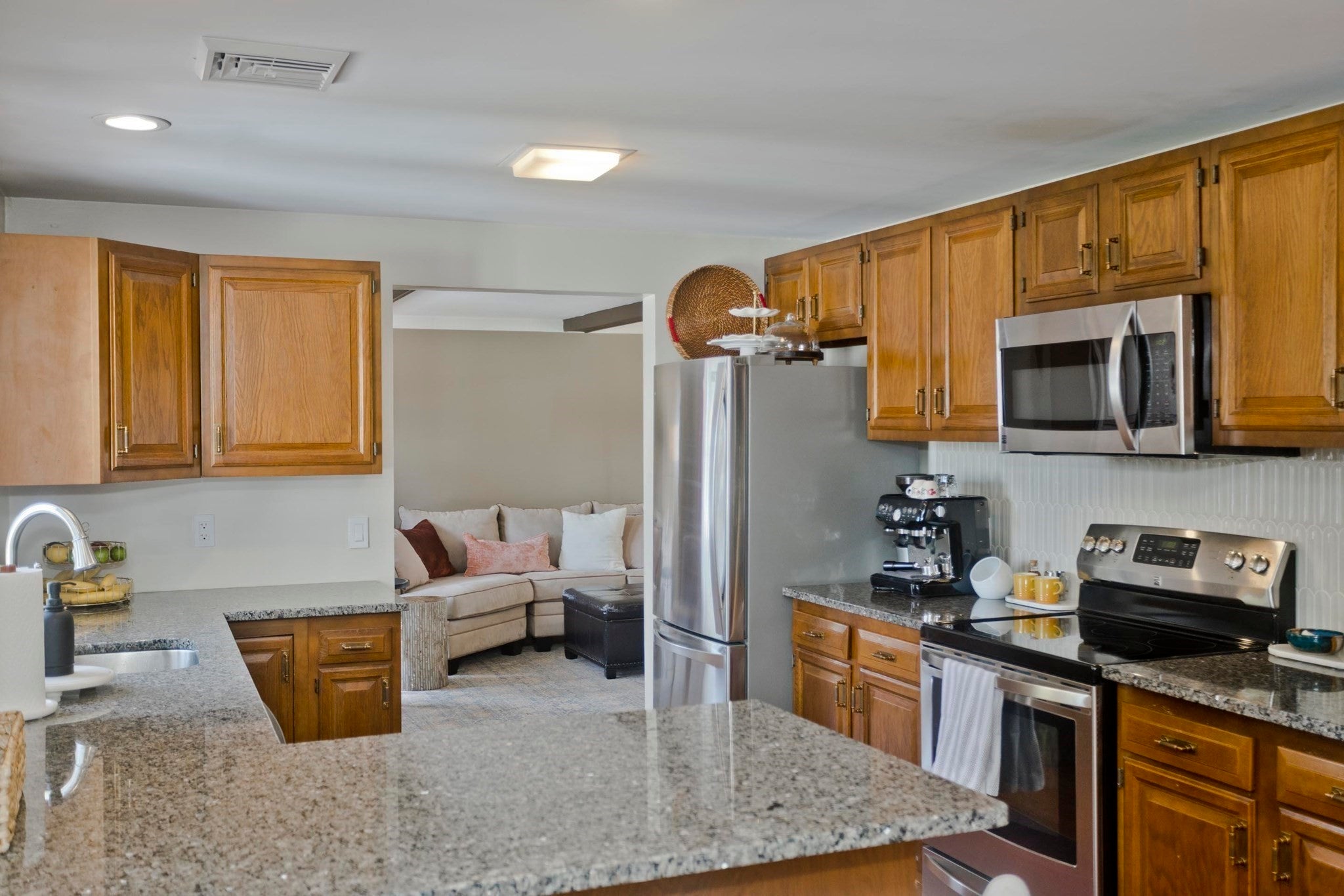 333 Kibbe Rd, East Longmeadow, MA, 333 Kibbe Rd, East Longmeadow, MA Photo #11