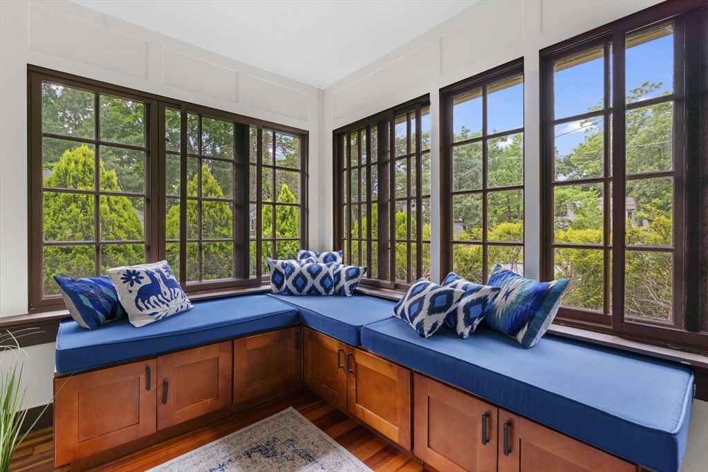 50 Grove Hill Pk