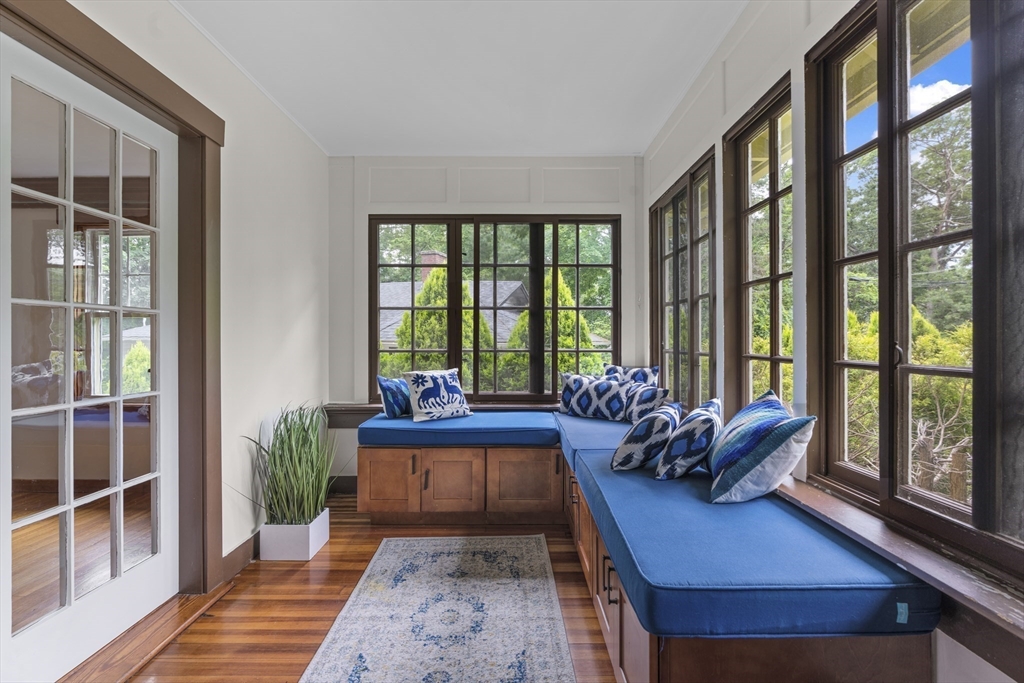 50 Grove Hill Pk
