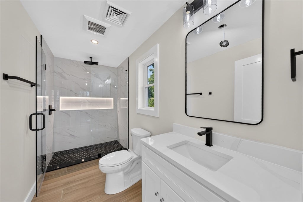 20 Washington Pl, Malden, MA Photo #8