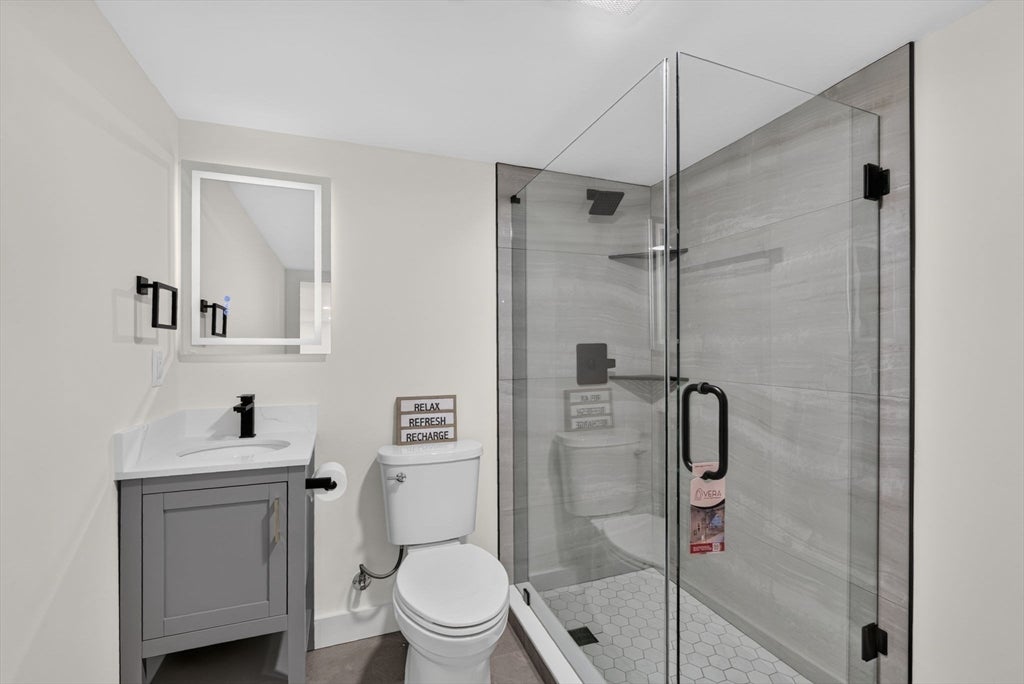 20 Washington Pl, Malden, MA Photo #16