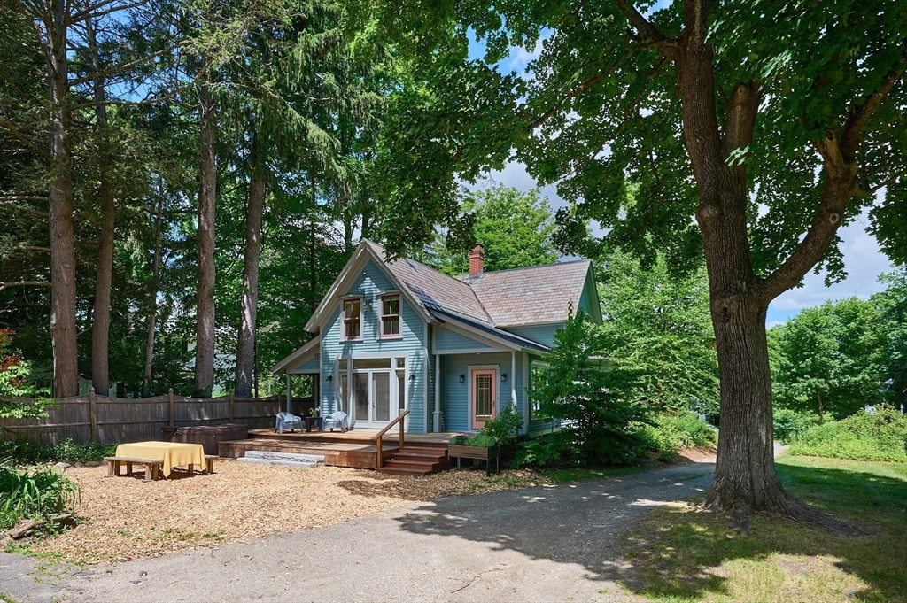 114 S Main St