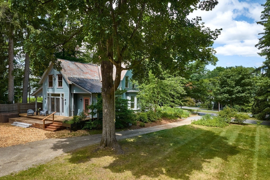 114 S Main St
